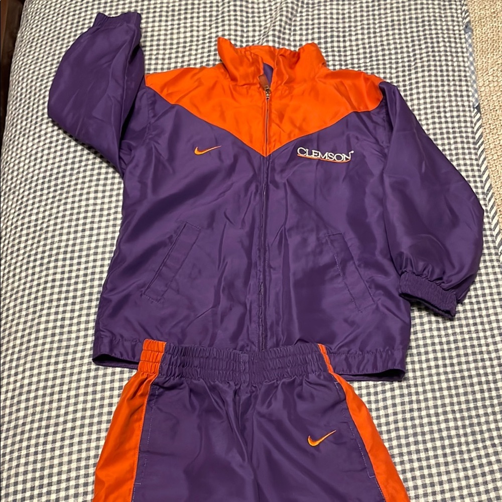 Nike brand Clemson Tigers jacket and pant set. Great for cooler game days!